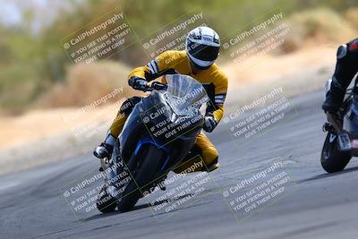 media/May-15-2022-SoCal Trackdays (Sun) [[33a09aef31]]/Turn 2 (945am)/